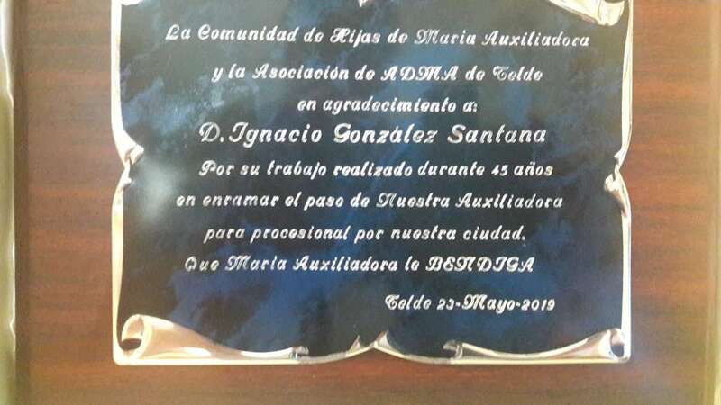 Placa que esta noche se le entregó a Ignacio González por parte de la comunidad salesiana de Telde (Foto TA)